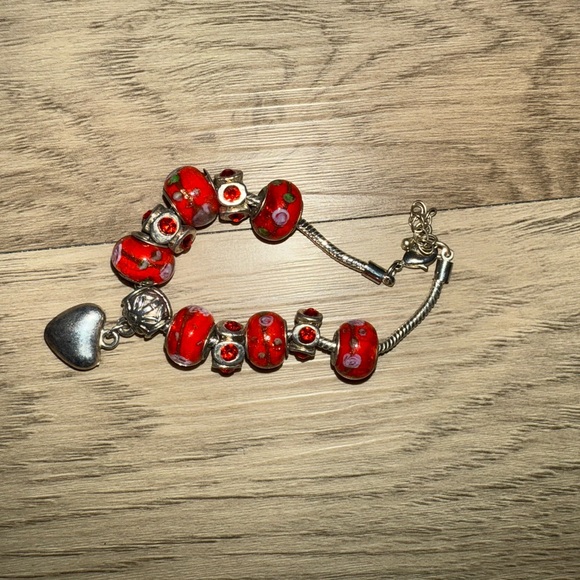 Jewelry - ⭐️Red and Silver‎ Beaded Bracelet⭐️
